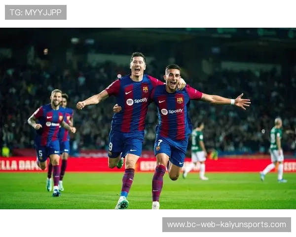 巴萨防守漏洞频现,布鲁日三度进球,3-3收场:一场跌宕起伏的平局,警醒与机遇并存 巴萨防守漏洞频现,布鲁日三度进球,3-3收场:一场跌宕起伏的平局,警醒与机遇并存