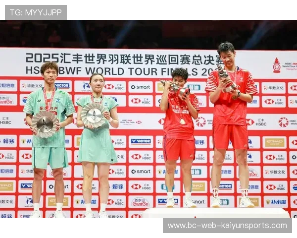 世界羽毛球赛中国队实现五金收官，2021羽毛球世界比赛